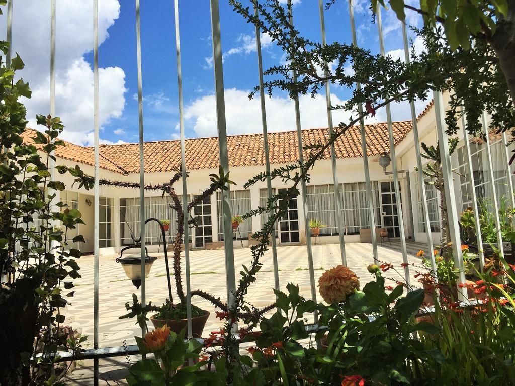Hotel De Turistas La Villa Sicuani ภายนอก รูปภาพ